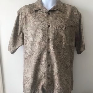Woolrich Mens Short Sleeve Button Down Size L